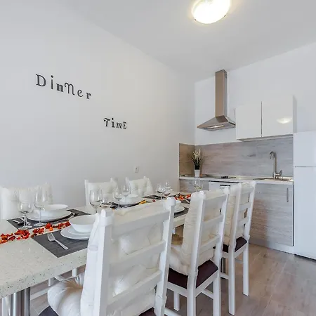 Gorgeous Homes With Swimming Pool Jacuzzi And A Magnificent Sea View Villa Dramalj
