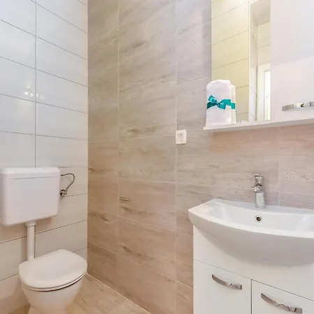 Gorgeous Homes With Swimming Pool Jacuzzi And A Magnificent Sea View Villa *