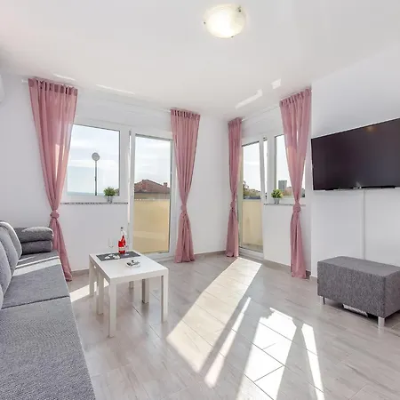 Villa Gorgeous Homes With Swimming Pool Jacuzzi And A Magnificent Sea View Dramalj