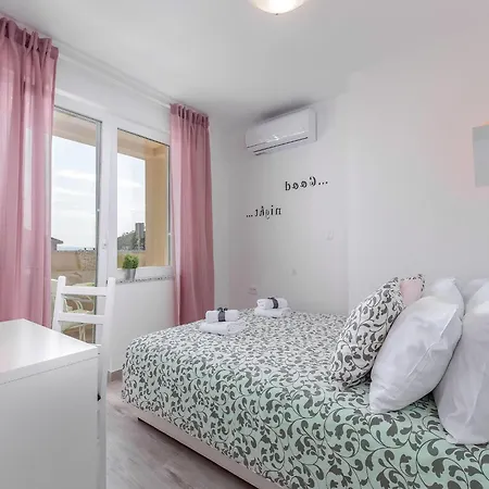 Villa Gorgeous Homes With Swimming Pool Jacuzzi And A Magnificent Sea View Dramalj