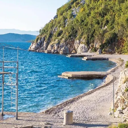 Gorgeous Homes With Swimming Pool Jacuzzi And A Magnificent Sea View Villa *