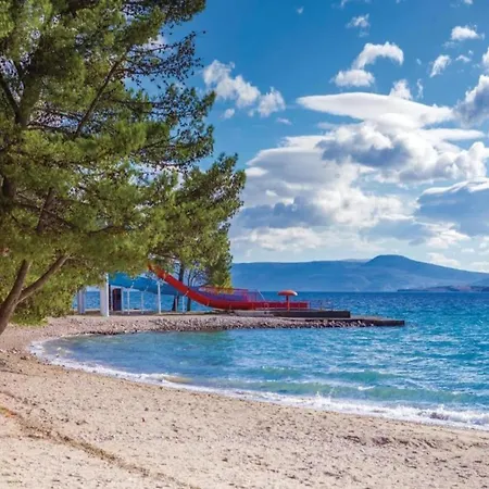 Gorgeous Homes With Swimming Pool Jacuzzi And A Magnificent Sea View