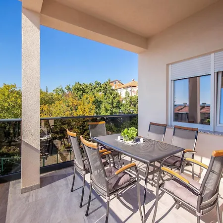 Villa Gorgeous Homes With Swimming Pool Jacuzzi And A Magnificent Sea View *